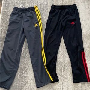 3 boys pants.2 adidas and 1 adidas size small